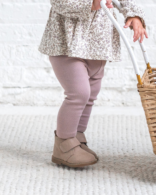 Lennon Ribbed Leggings Sale : Baby-Kids : Bottoms : Leggings Kendi Lennon Ribbed Leggings for Baby | Colored Organics®