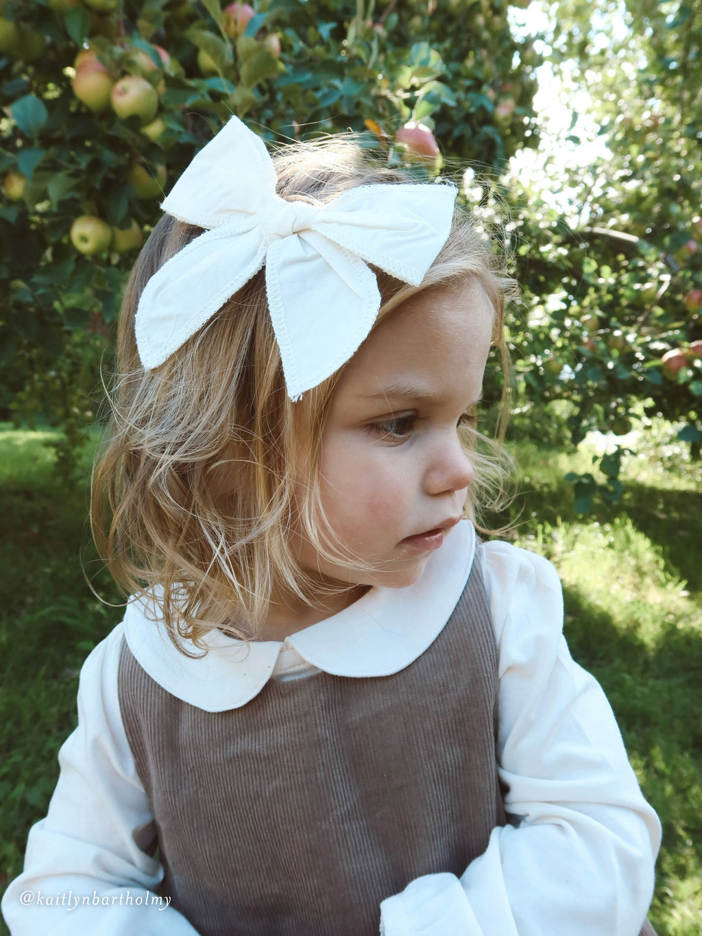 Poplin Bow Clip - Ivory Baby-Kids : Accessories : Bows : Clips KENDI by Colored Organics Poplin Bow Clip for Babies and Kids | Colored Organics®