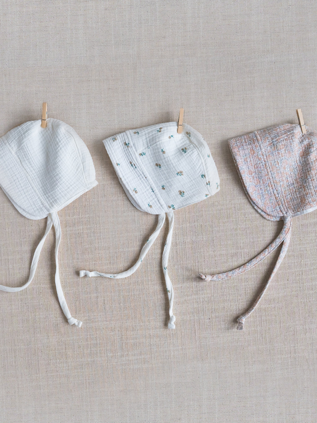 Muslin Bonnet - Golf  KENDI by Colored Organics Muslin Bonnet - Golf (Organic) | Colored Organics®
