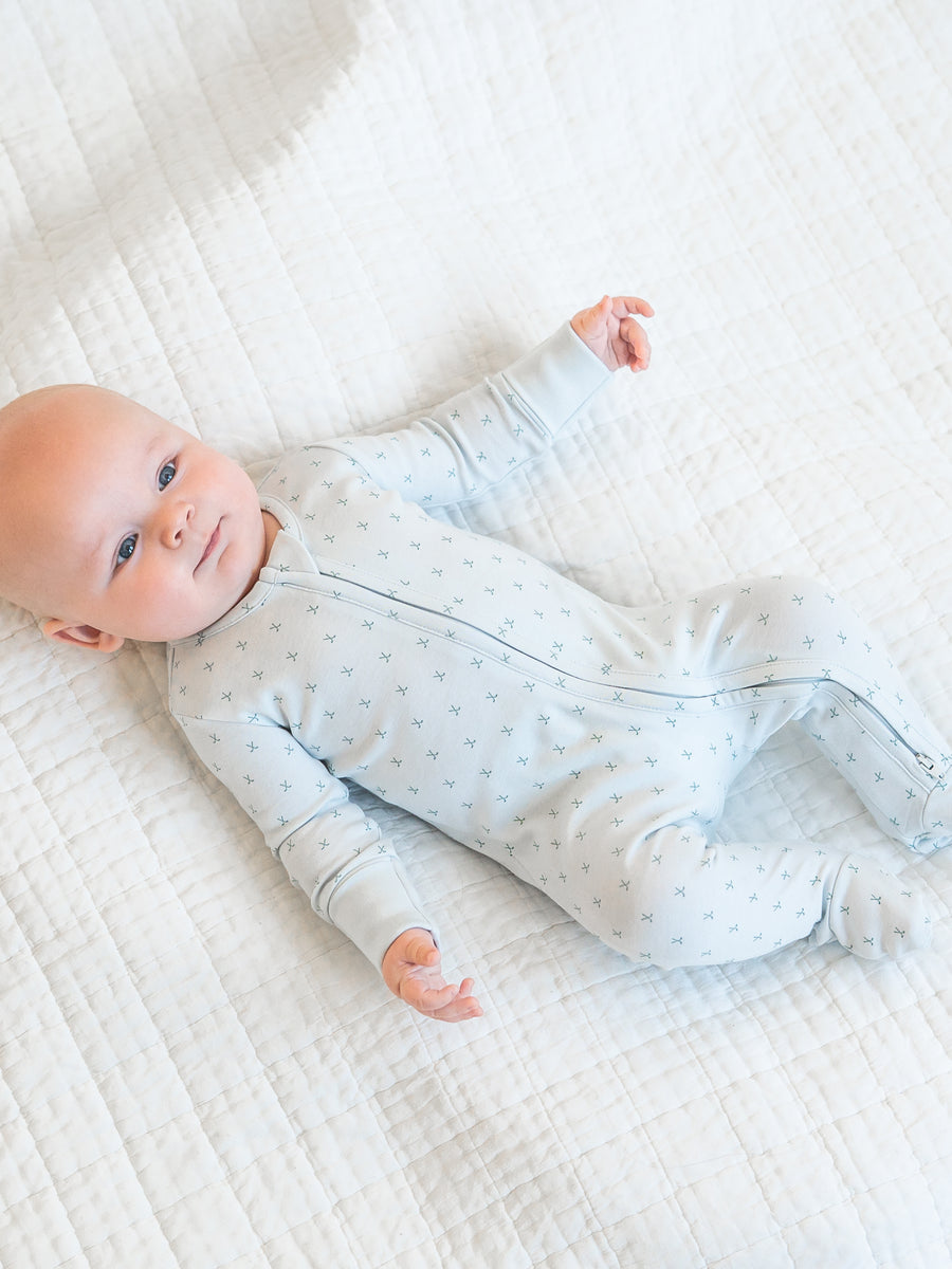 Peyton Zipper Sleeper - Tee Time / Powder + Laguna Baby : One Pieces : Sleepers : Long Sleeves KENDI by Colored Organics Peyton Zipper Sleeper - Tee Time / | Colored Organics®