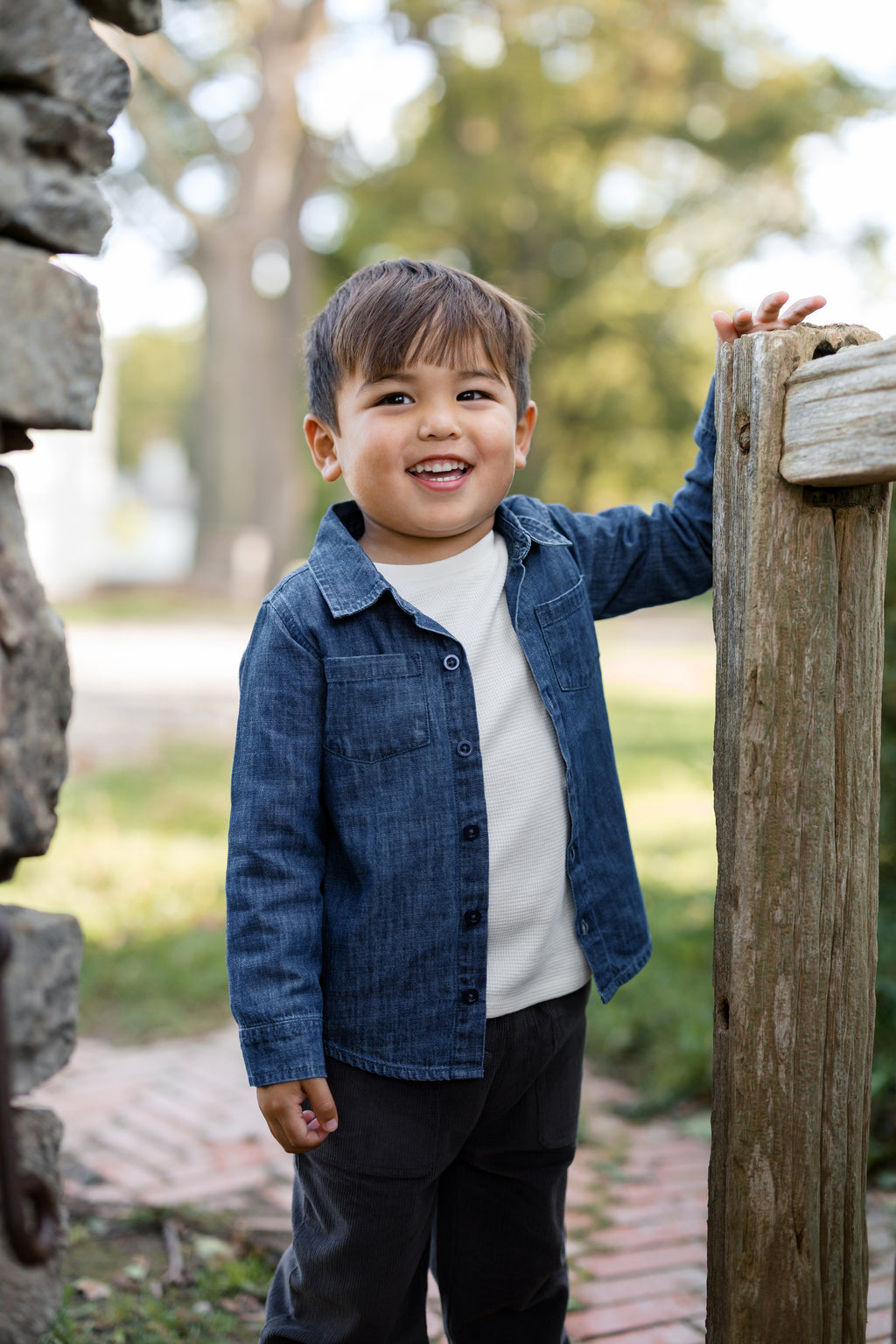 Hayes Chambray Long Sleeve Collared Shirt - AW26 Chambray