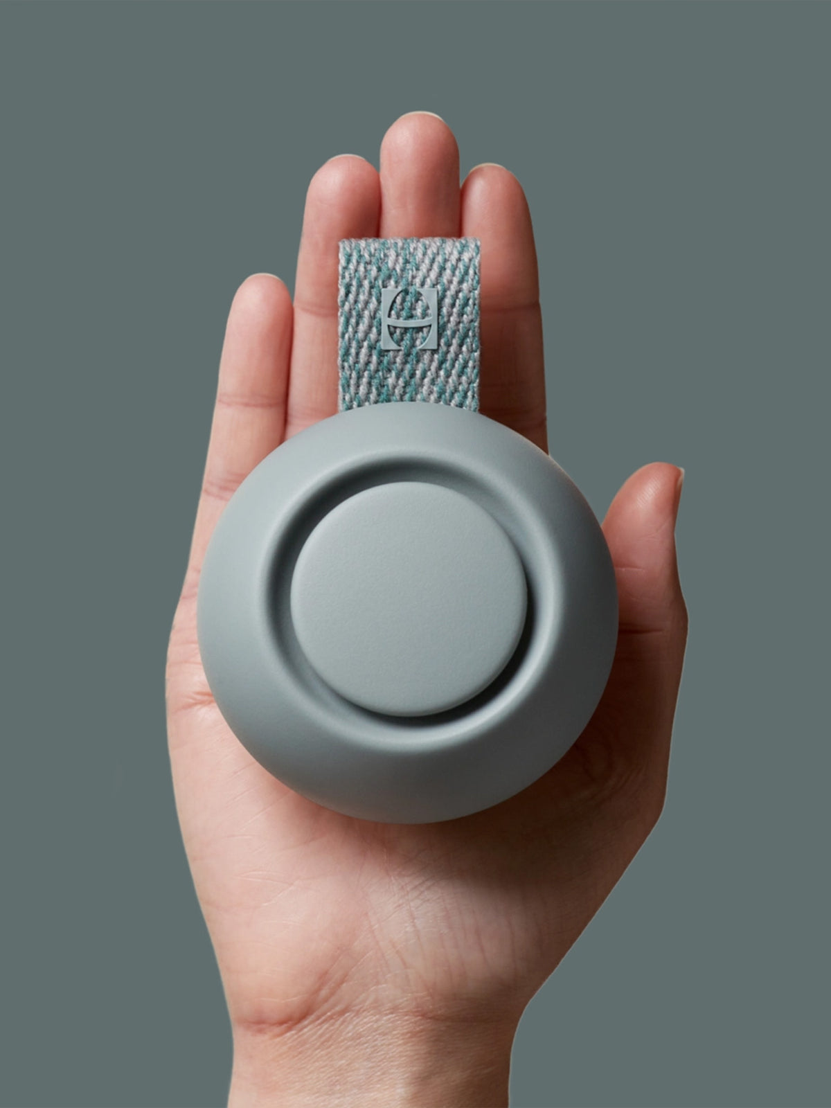 Hatch Rest Go | Portable Sound Machine for Babies and Kids Baby : Parent : Gear : Nursery Hatch Hatch Rest Go Portable Sound Machine | Colored Organics®