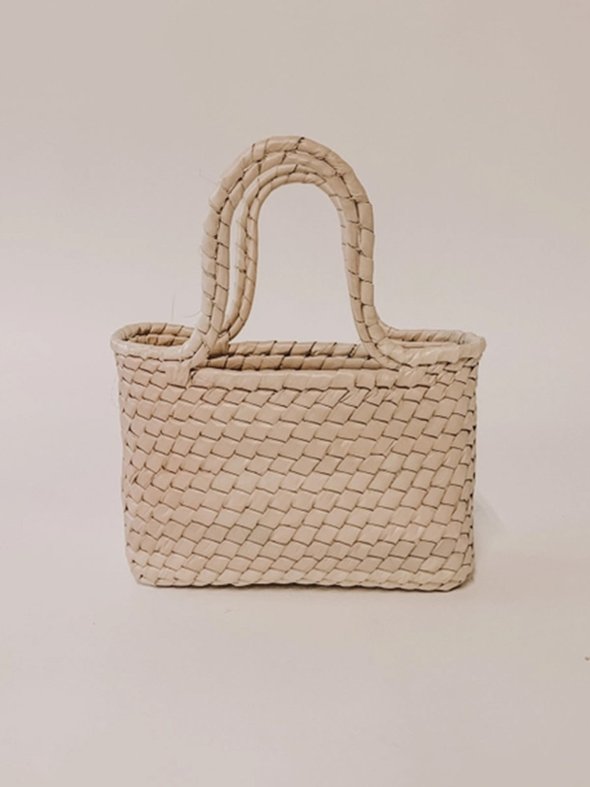 Mini Magnolia Straw Basket Kids : Accessories : Bags LEAH Mini Magnolia Straw Basket for Baby | Colored Organics®