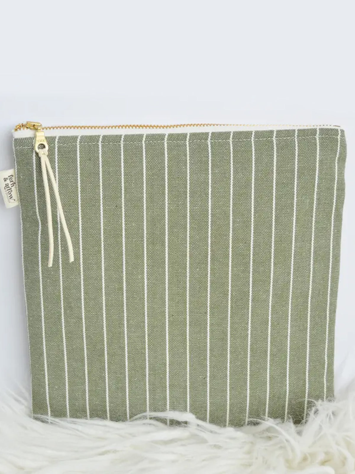 Water Resistant Wet/Dry Bag Baby-Kids : Parent : Gear : Travel : Nursery : Bath Fern & Arrow Water Resistant Wet/Dry Bag for Baby | Colored Organics®