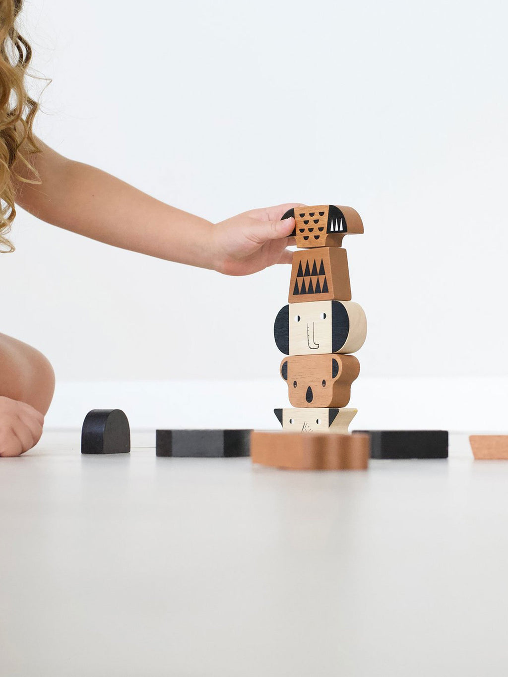 Animal Tower Baby-Kids : Toys : Blocks Wee Gallery Animal Tower for Babies and Kids | Colored Organics®