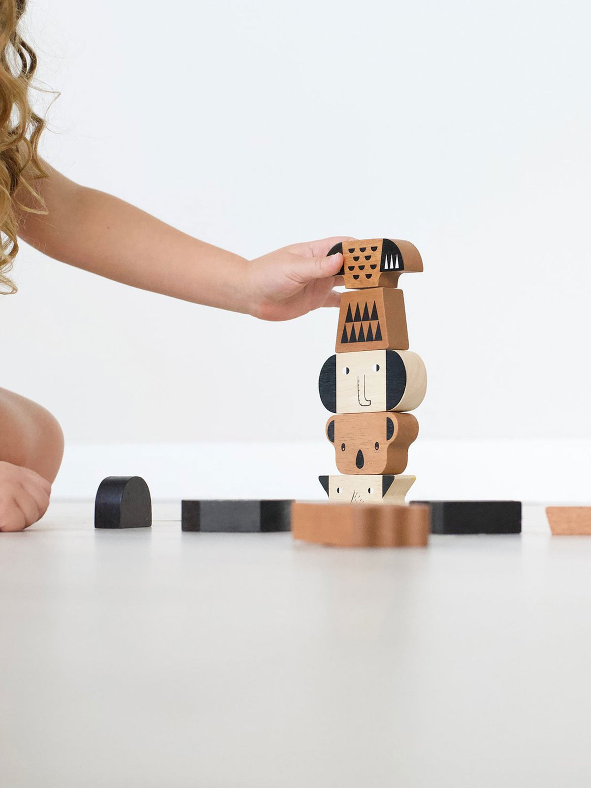 Animal Tower Baby-Kids : Toys : Blocks Wee Gallery Animal Tower for Babies and Kids | Colored Organics®